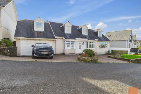 Liskey Hill Crescent, Perranporth... 6 bed detached bungalow for sale