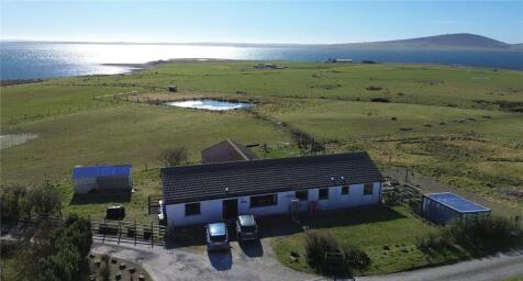 6 bedroom bungalow for sale