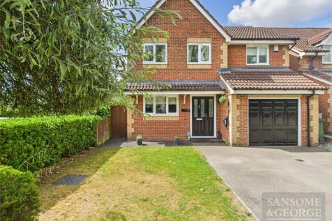 Mill Road, Basingstoke, Hampshire, RG24 4 bed detached house for sale