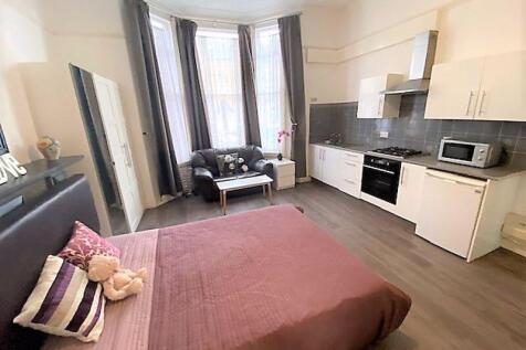 Detached house for sale