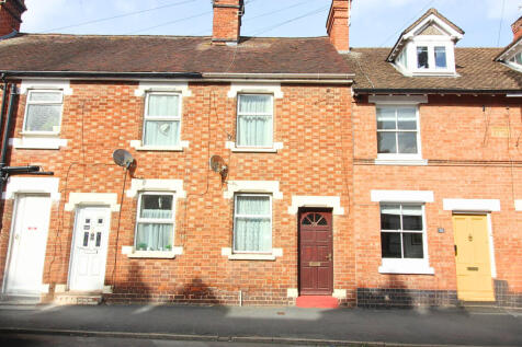 Newlands, Pershore, Worcestershire 2 bed terraced house for sale