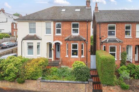 St. James Park, Tunbridge Wells, TN1 4 bed semi