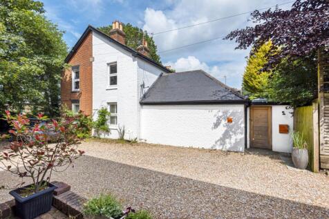 Sunnyside Road, Tunbridge Wells, TN4 3 bed semi