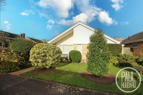 2 bedroom detached bungalow for sale