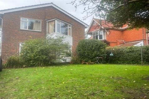 Worthing BN11 4 bed house for sale