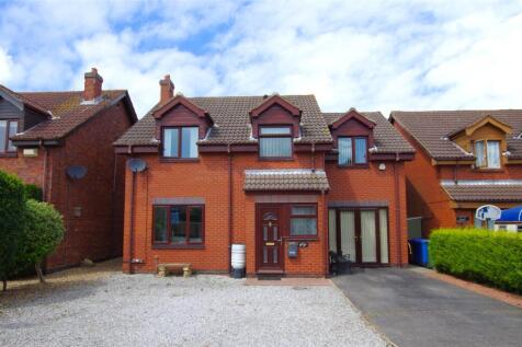 Beechwood Views, Roos, East... 4 bed detached house for sale