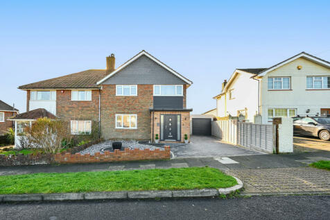 Lenham Avenue, Rottingdean, Brighton... 3 bed semi