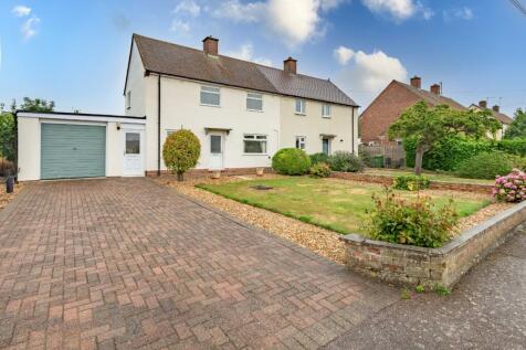 2 bedroom semi-detached house for sale