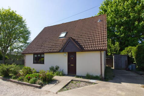 2 bedroom detached house for sale