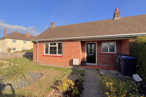 1 bedroom terraced bungalow for sale