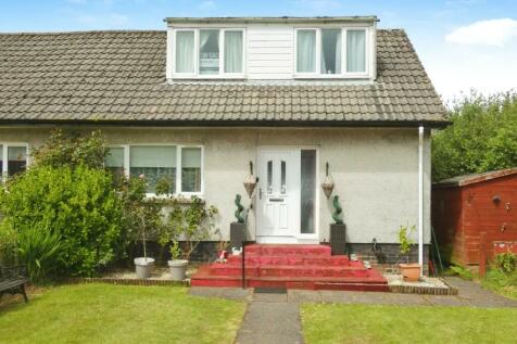 2 bedroom semi-detached house for sale