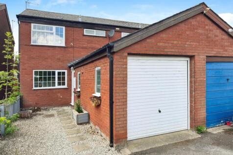Thornton Close, Woodloes Park, Warwick 3 bed semi
