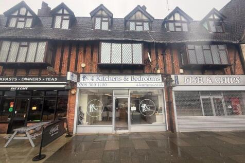 Detached house for sale