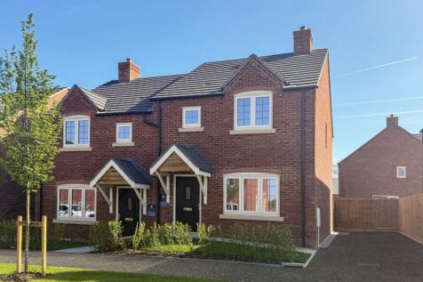 80 Martley Fields, Worcestershire WR6 3 bed semi