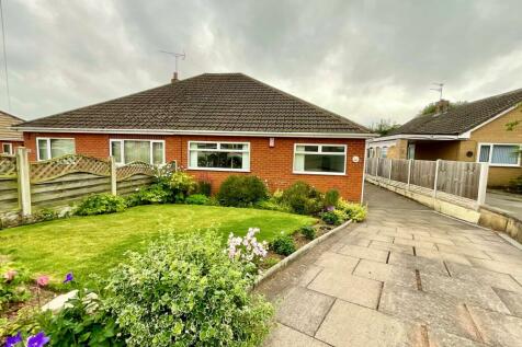 2 bedroom semi-detached bungalow for sale