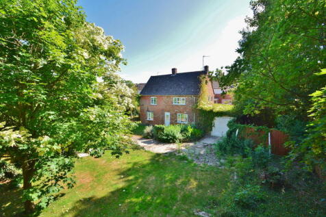 Orchard Close, Longwick 4 bed detached house for sale