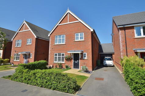 Warren Mead, Thame 3 bed detached house for sale