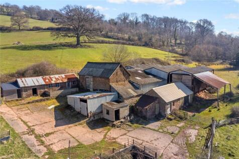 Kentchurch, Hereford, Herefordshire, HR2 4 bed property with land for sale