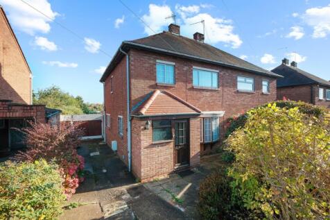 Housman Close, Bromsgrove, B60 3 bed semi