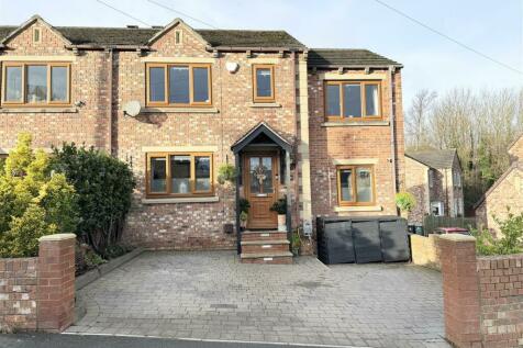 Haigh Row, Skelmanthorpe... 4 bed semi