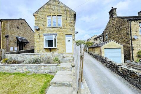 Croft Head, Skelmanthorpe, HD8 9EB 3 bed detached house for sale
