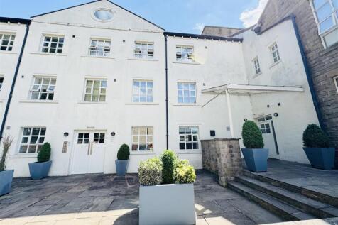 The Park, Kirkburton, Huddersfield... 1 bed apartment for sale