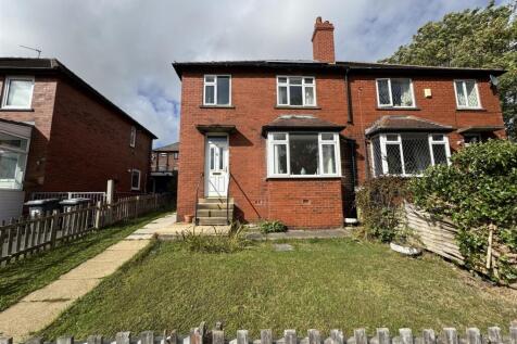 Park Avenue, Flockton, Wakefield WF4 4AE 3 bed semi