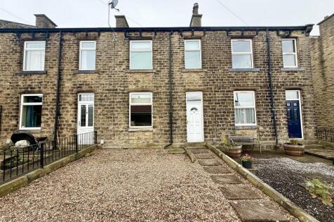 Hallas Road, Kirkburton, Huddersfield... 3 bed terraced house for sale