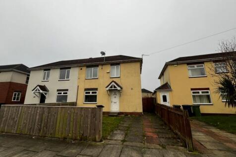 2 bedroom semi-detached house for sale