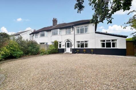 6 bedroom semi-detached house for sale
