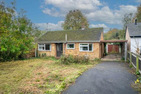 2 bedroom detached bungalow for sale