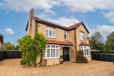 Earith Road, Willingham, CB24 5 bed detached house for sale