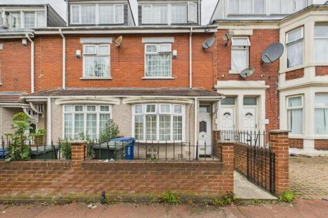 Lynnwood Terrace, Fenham, Newcastle... 6 bed terraced house for sale