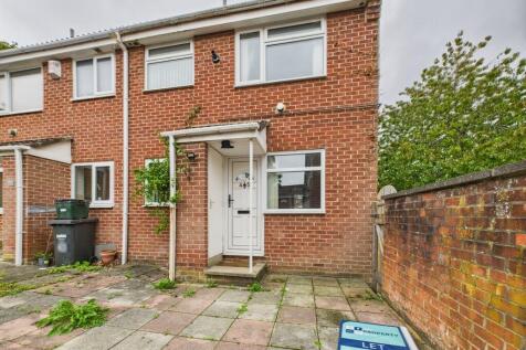 Albermarle Drive, Catterick Garrison... 1 bed semi