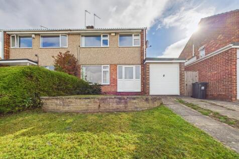 Edgecombe Drive, Darlington, County... 3 bed semi
