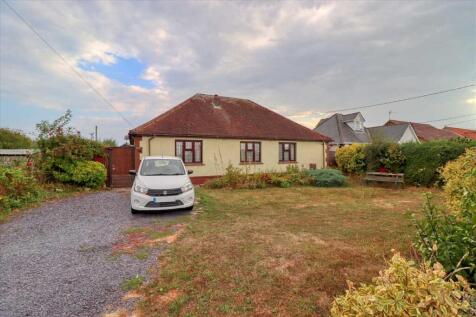 Little Clacton CO16 3 bed bungalow for sale