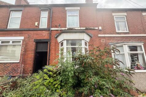 Bellhouse Road, Firth Park, S5 2 bed terraced house for sale