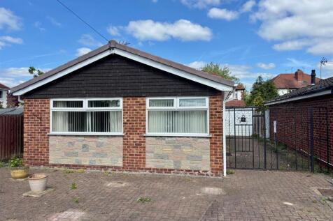 2 bedroom detached bungalow for sale