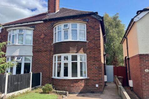2 bedroom semi-detached house for sale