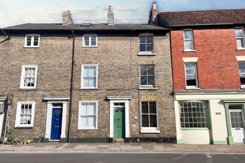 5 bedroom terraced house for sale