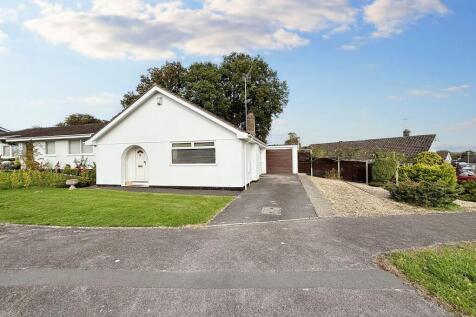3 bedroom bungalow for sale