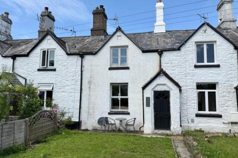 TAVISTOCK PL19 2 bed cottage for sale