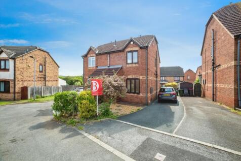 2 bedroom semi-detached house for sale