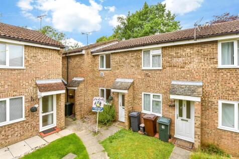 Copperwood, Ashford TN24 2 bed terraced house for sale
