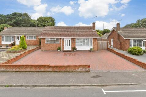Vicarage Lane, Deal CT14 3 bed detached bungalow for sale