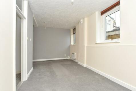 1 bedroom ground floor flat for sale