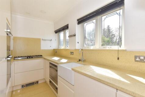 2 bedroom duplex for sale