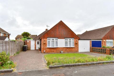3 bedroom semi-detached bungalow for sale