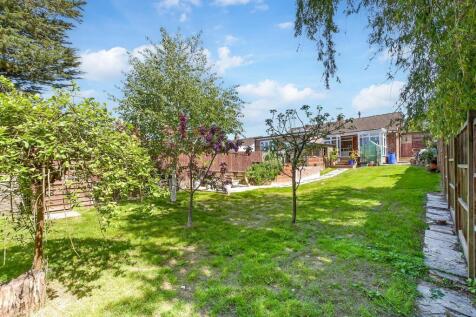 2 bedroom semi-detached bungalow for sale
