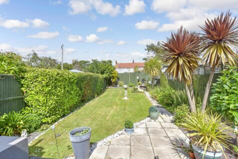 2 bedroom semi-detached bungalow for sale